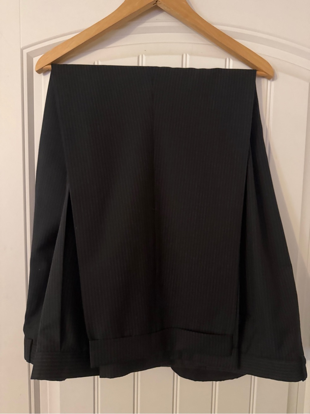 Men's DNKY Black and White Pinstriped Dress Pants - Classic Tailored Style 50X30
